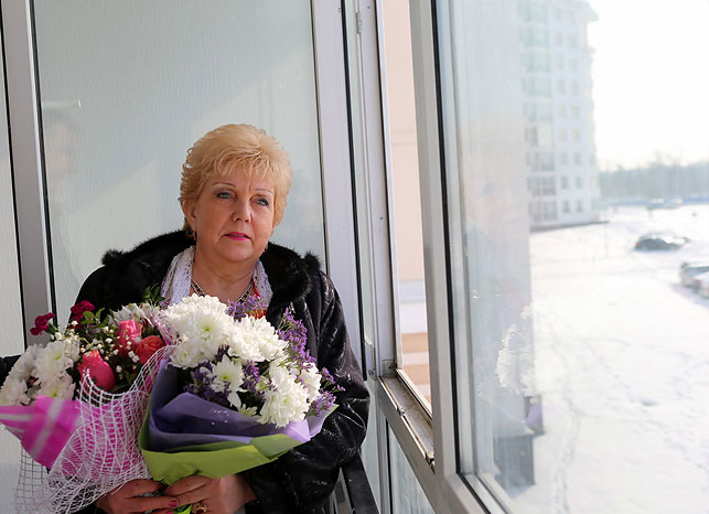 Фаина Шульгат: "Мне сегодня как раз 60 лет исполнилось, и, надо же, такой подарок "Евроопт" преподнес. Теперь смогу исполнить свою мечту и перебраться поближе к сыну в Минск!"
