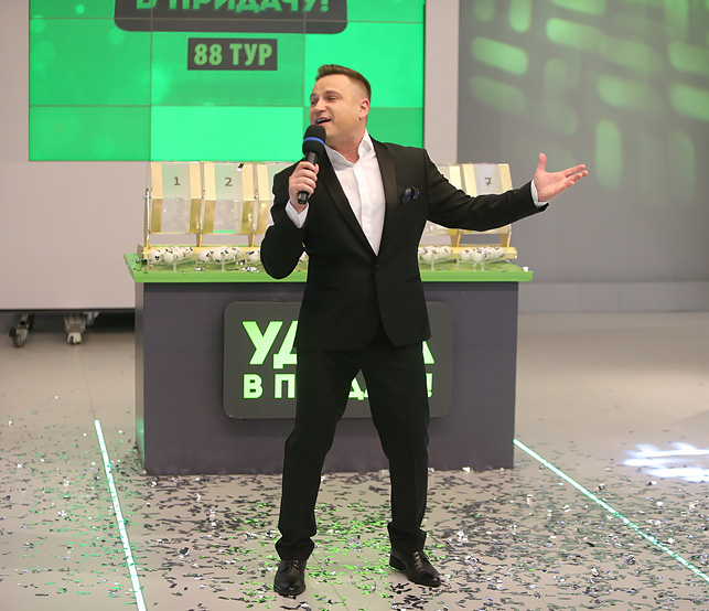 Ярким акцентом розыгрыша стало выступление Алексея Хлестова, который презентовал свою новую песню!