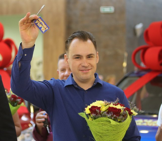 Виктор Гавриловец уже не раз становился победителем игры <noindex><a href="http://igra.evroopt.by/game/" target="_blank" rel="nofollow">"Удача в придачу!"</a></noindex>. Четвертый выигрыш оказался для их семьи особенно весомым!