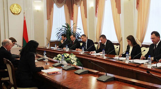 Во время встречи. Фото сайта правительства