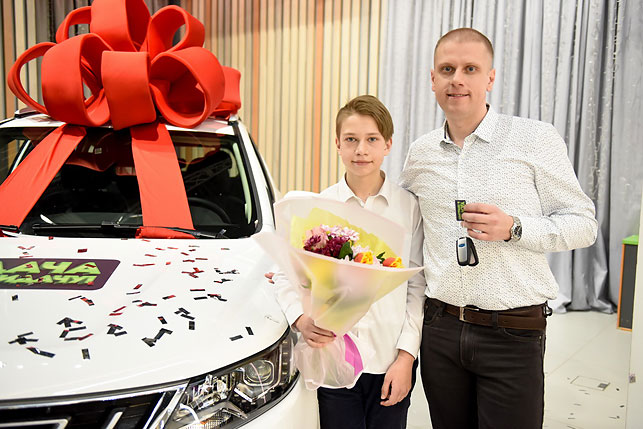 Семья Сергеевых из Гродно давно хотела поменять свое старое авто – и им это удалось благодаря выигрышу!