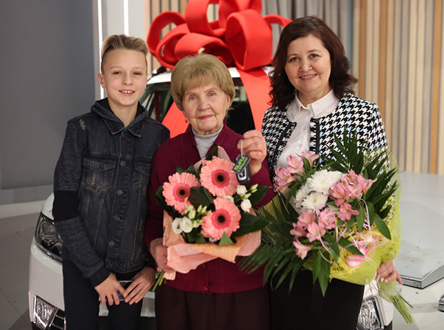 80-летняя Александра Гашинская из Жодино верила: ей обязательно повезет!