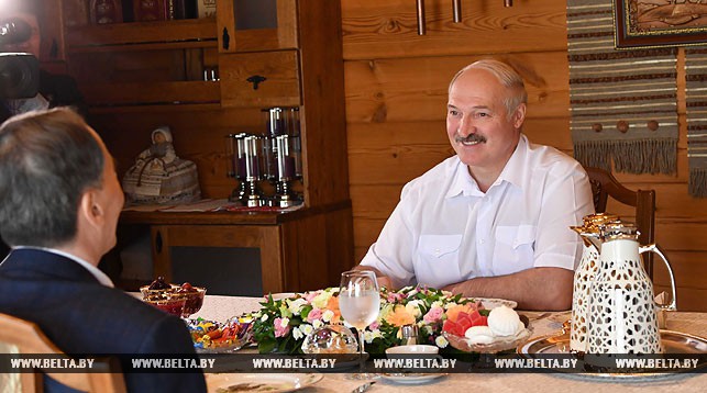 Александр Лукашенко и Ван Цишань