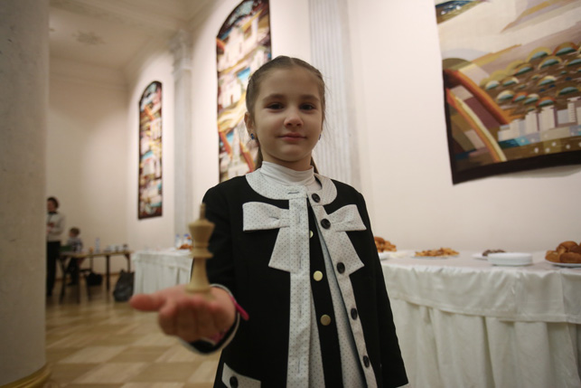 Семилетняя шахматистка Мариам Зере – еще одна участница одновременной игры с гроссмейстером