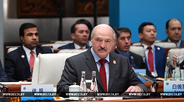 Александр Лукашенко на заседании Совета глав государств Шанхайской организации сотрудничества в Циндао
