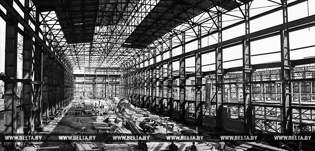 Строительство кузнечного цеха Минского тракторного завода. 1948 год
