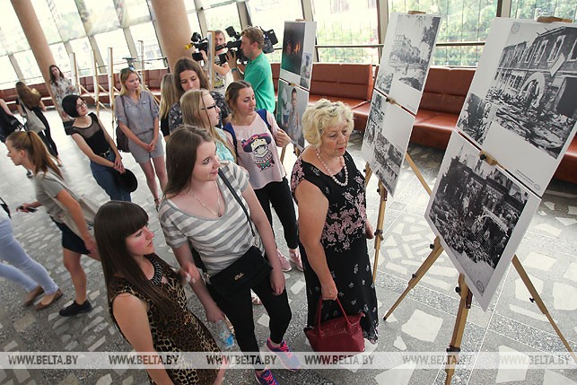 В Бресте 19 июня состоялось торжественное открытие юбилейной фотовыставки БЕЛТА "Імгненні стагоддзя"