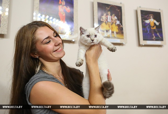 Екатерина Корзюк и кошка Айвари