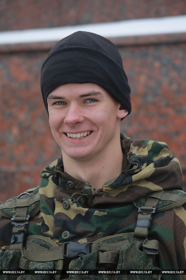 Младший сержант Максим Миронович
