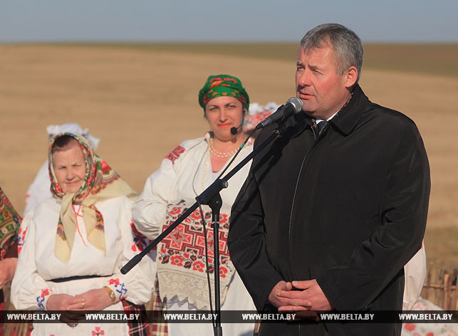 Заместитель председателя Могилевского облисполкома Олег Чекида во время праздника