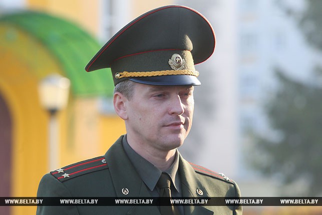 Военный комиссар Лидского района подполковник Виталий Докучаев