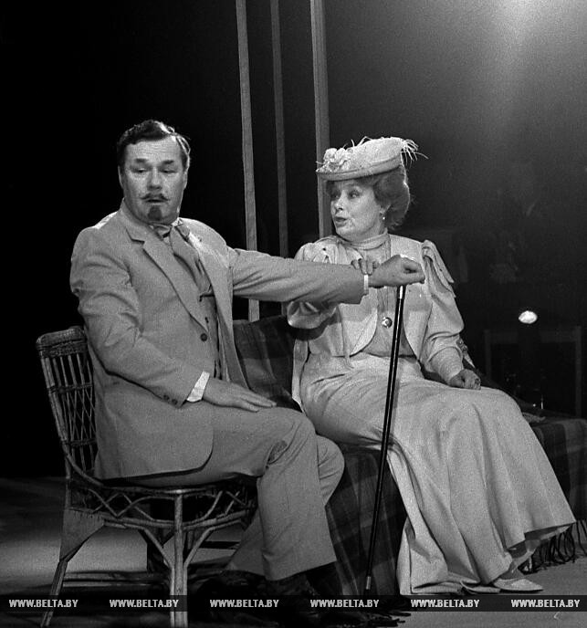 Юрий Сидоров и Александра Климова в спектакле "Вишневый сад". 1984 год