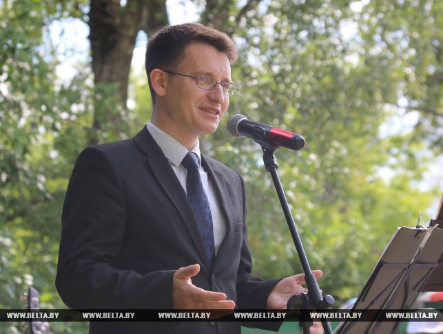Выступает заместитель председателя Витебского горисполкома Виктор Глушин