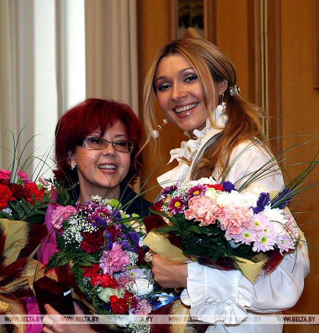Ядвига Поплавская и Анжелика Агурбаш, 2006 год