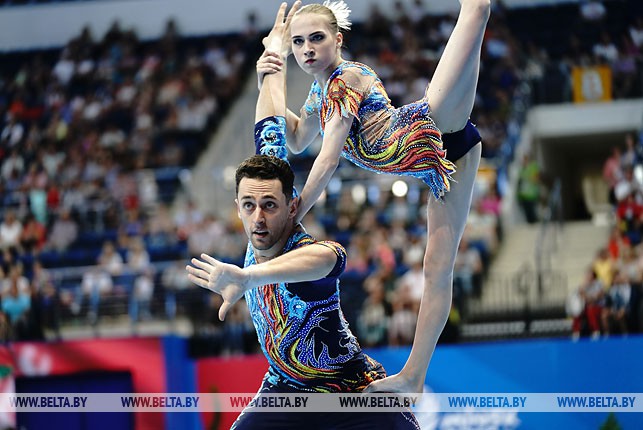 Белорусские акробаты Артур Беляков и Ольга Мельник выиграли бронзу в многоборье на Европейских играх