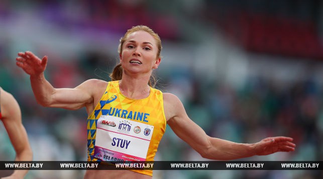 Украинская бегунья Кристина Стуй выиграла забег на 100 метров у женщин