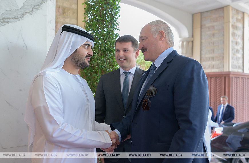 Александр Лукашенко во время визита в ОАЭ
