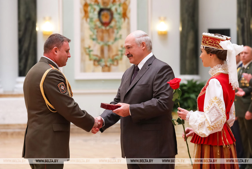 Юрий Назаренко награжден медалью "За отличие в воинской службе"