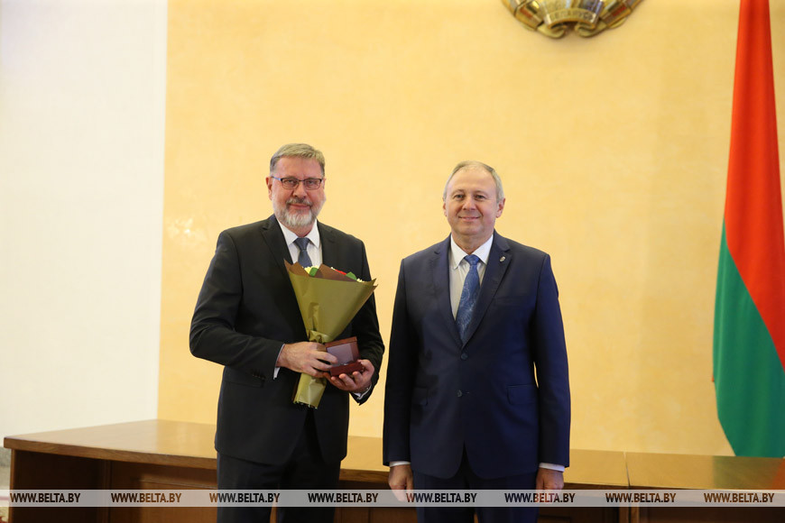 Ректор Белорусской академии искусств Михаил Борозна награжден медалью Франциска Скорины