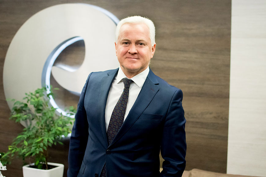 Генеральный директор компании "Евроторг" Андрей Зубков: "Мы уверены, каждый белорус должен иметь возможность приобретать все необходимые ему товары по честным, доступным ценам, где бы он ни проживал"