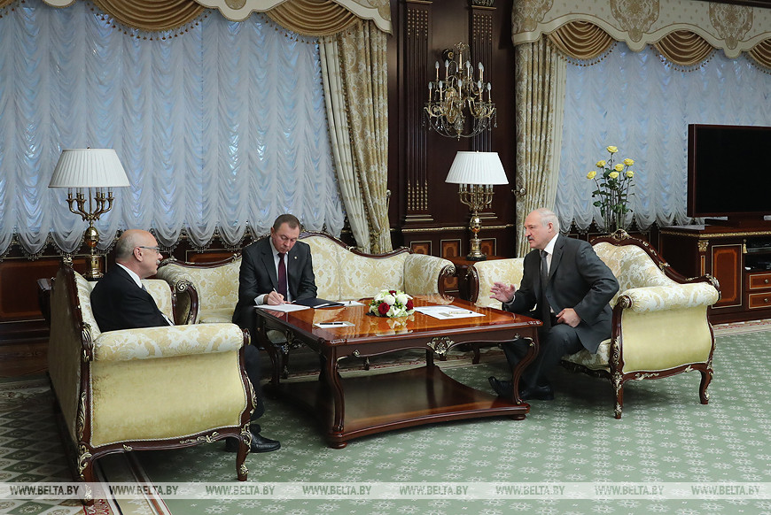 Во время встречи