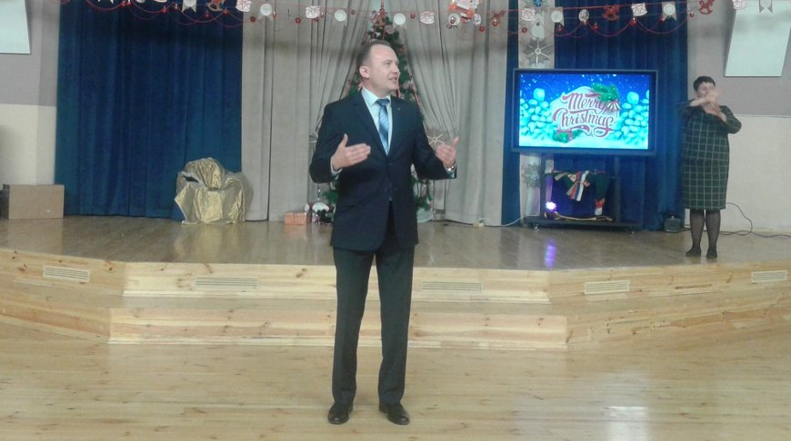 Андрей Гаев во время праздника. Фото Государственного комитета по имуществу