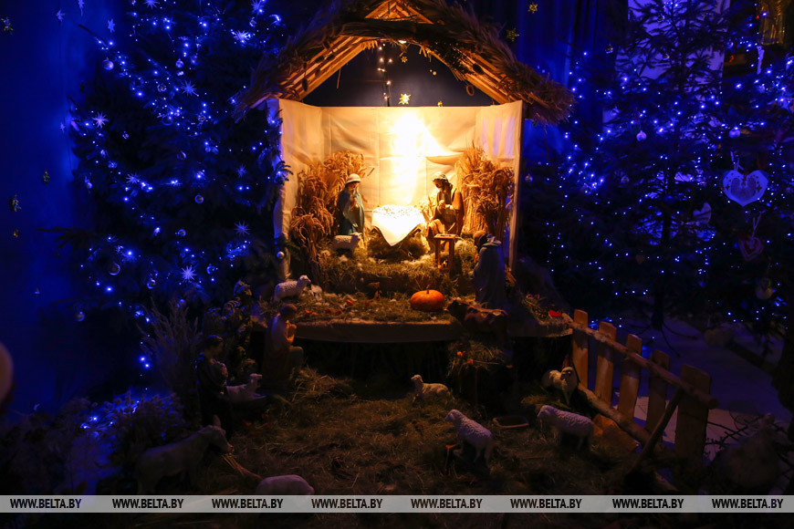 Во время рождественского богослужения в Костеле Воздвижения Святого Креста в Бресте