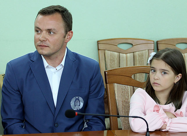 Юрий Щербацевич со своей 9-летней дочкой Полиной