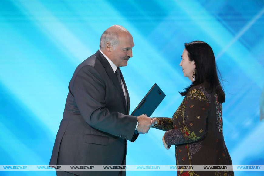 Александр Лукашенко и Ирина Кодюкова
