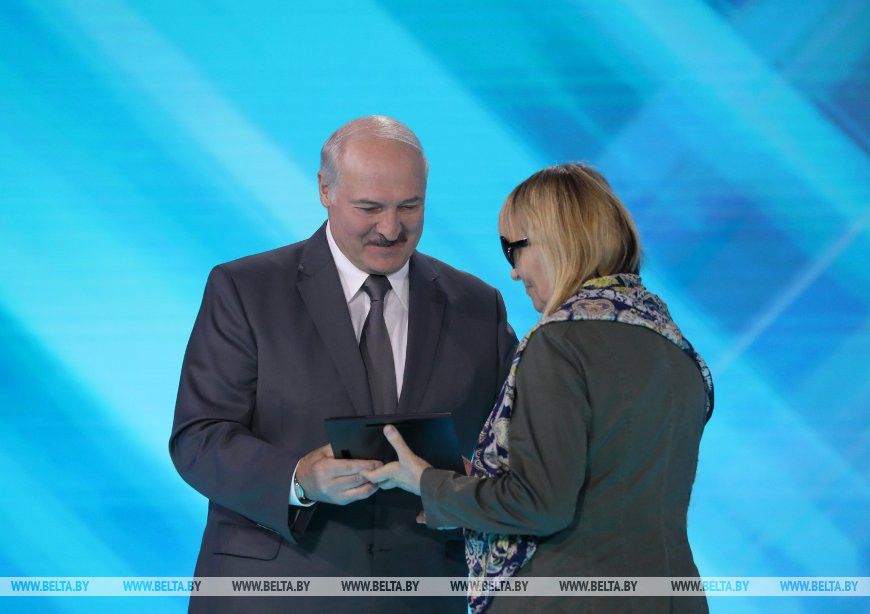 Александр Лукашенко и Елена Петкевич