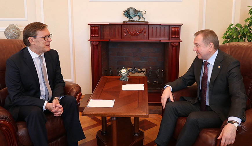 Эйнарс Семанис и Владимир Макей. Фото МИД