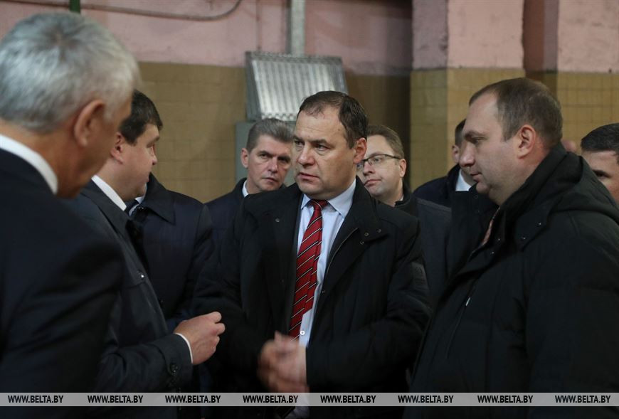 Роман Головченко во время посещения предприятия Роман Головченко во время посещения предприятия