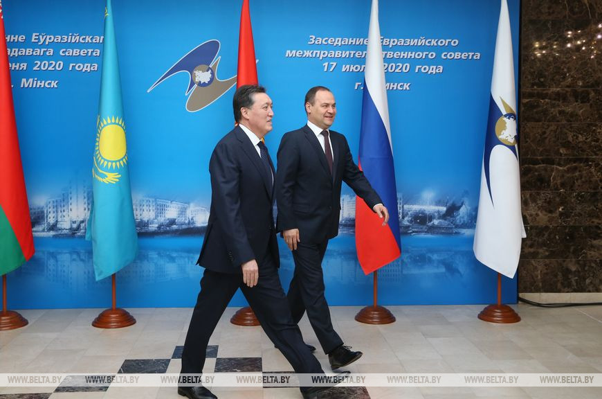 Аскар Мамин и Роман Головченко