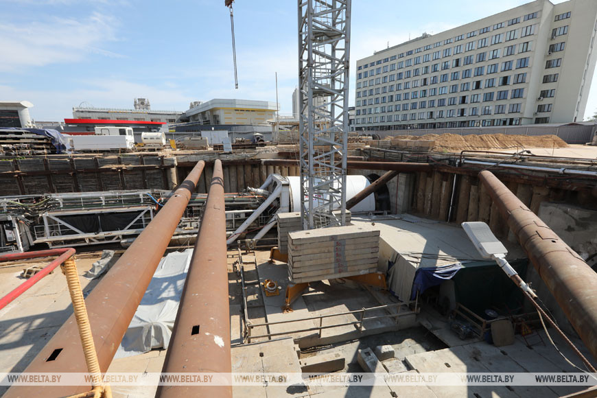 "Алеся" начала проходку второго тоннеля между станциями "Вокзальная" и "Ковальская слобода", май 2019 года