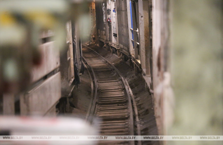 В тоннеле метро, октябрь 2018 года