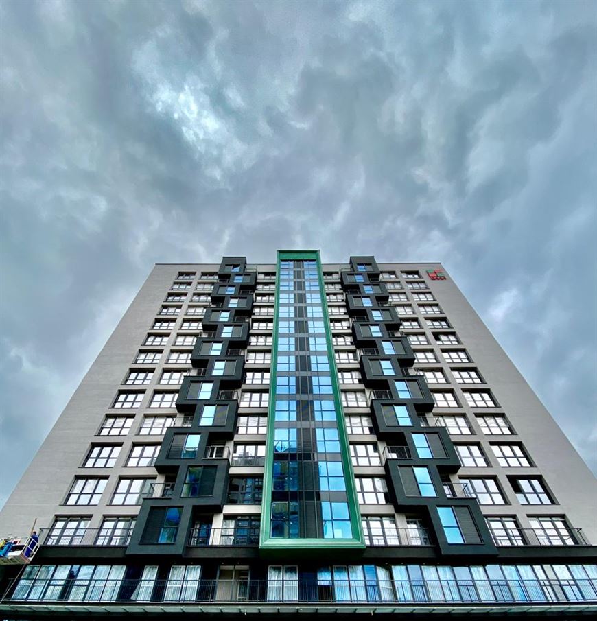 Все новостройки в комплексе Minsk World – это каркасно-монолитные дома с квартирами свободной планировки, большими окнами и лоджиями Все новостройки в комплексе Minsk World – это каркасно-монолитные дома с квартирами свободной планировки, большими окнами и лоджиями