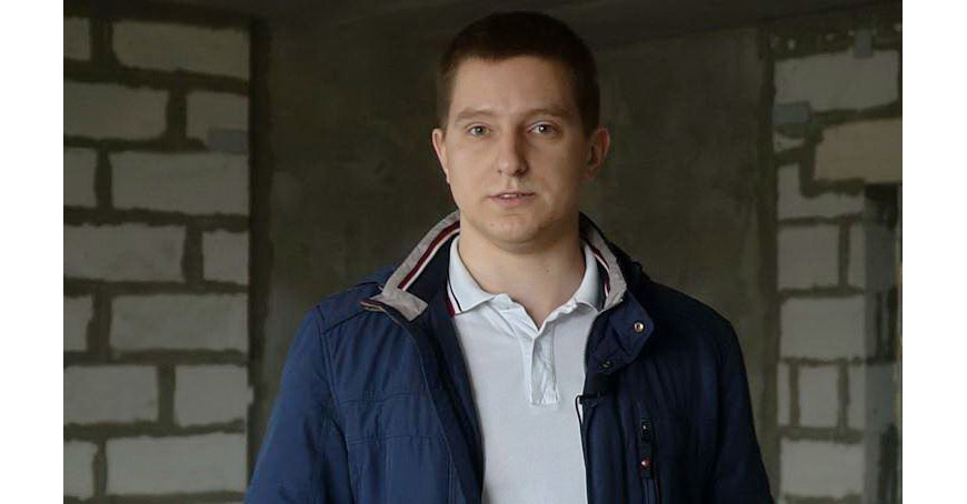 Александр Ковалевский рассматривает возможность приобрести квартиру в доме "Эмиратс Волна" Александр Ковалевский рассматривает возможность приобрести квартиру в доме "Эмиратс Волна"