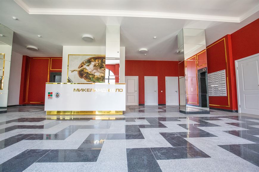 Лобби дома "Микеланджело