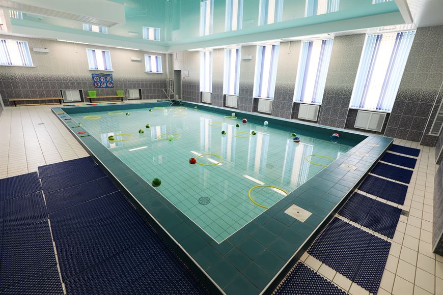 Новый детский сад с бассейном