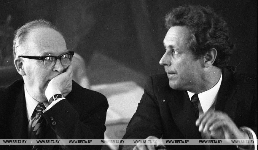 Редактор отдела фотоиллюстраций газеты 