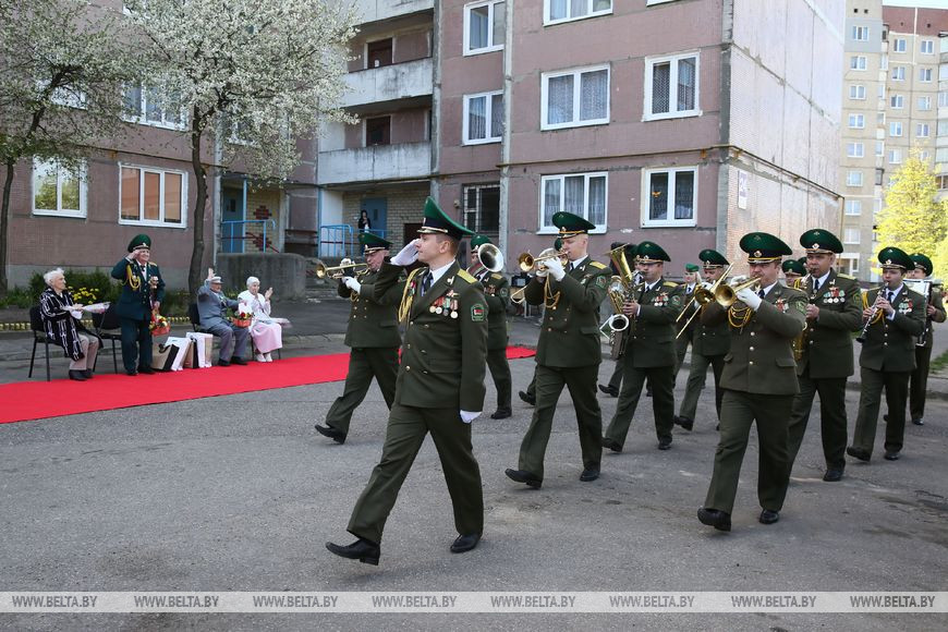 Оркестр Гродненской пограничной группы исполнил марши и популярные военные песни