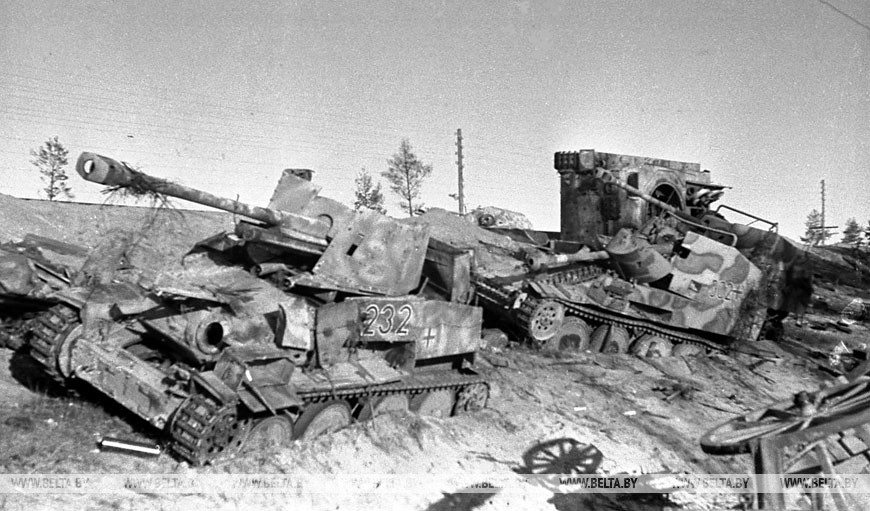 Уничтоженная в боях фашистская техника, июнь 1944 года