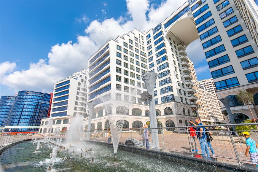 Мультимедийный фонтан "Дана Танец" Мультимедийный фонтан "Дана Танец"