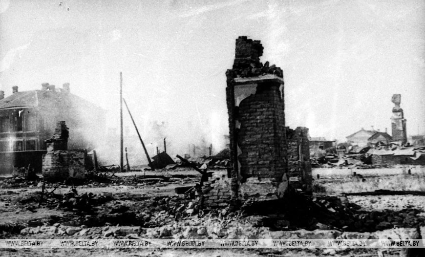 Центр города Полоцка, разрушенный гитлеровцами при отступлении, 1944 год
