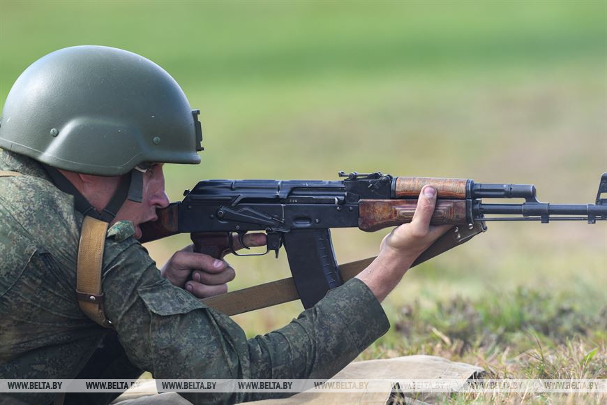 Во время стрельбы по мишеням