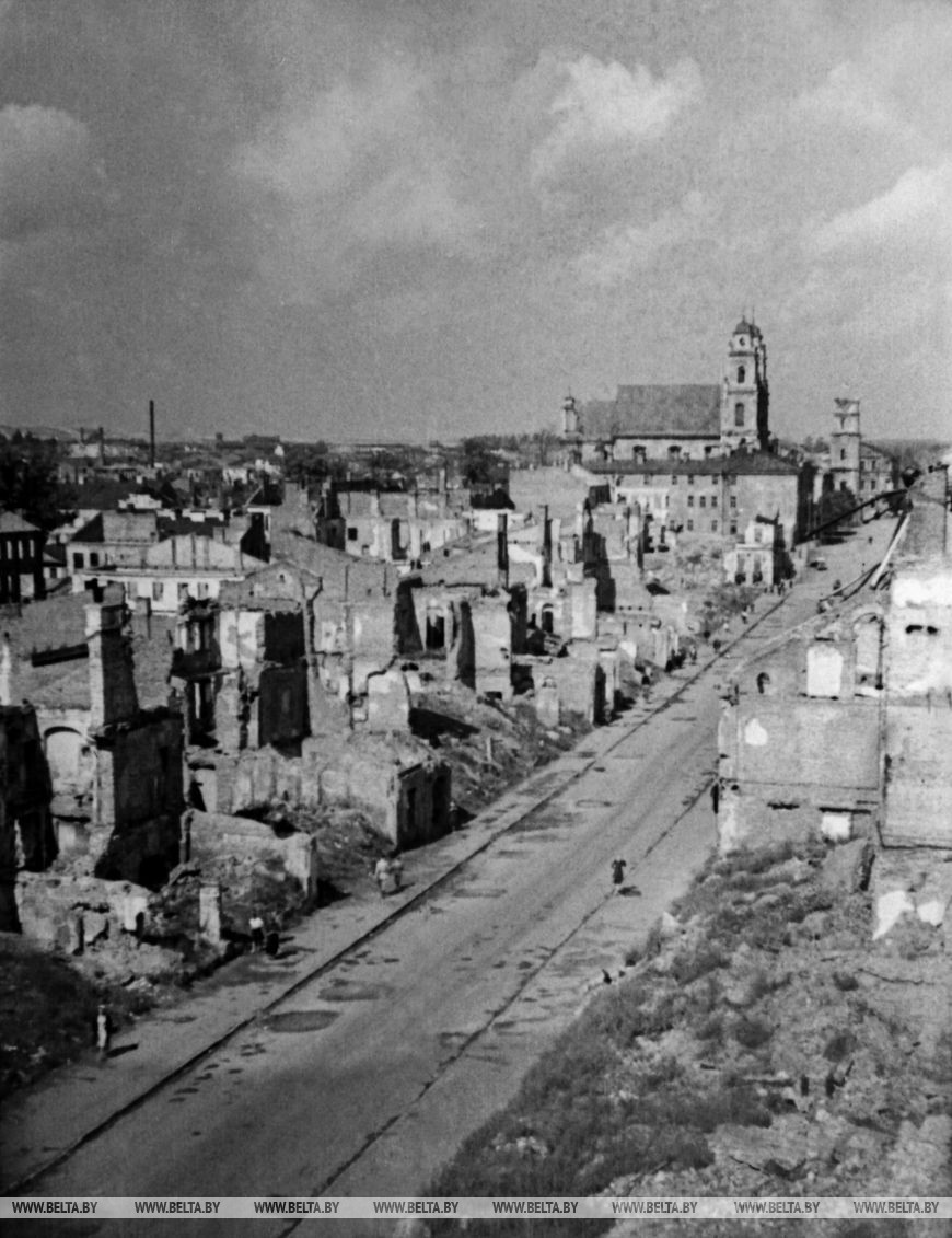 Разрушения на улице Ленина в Минске, оставленные фашистами, 1944 год