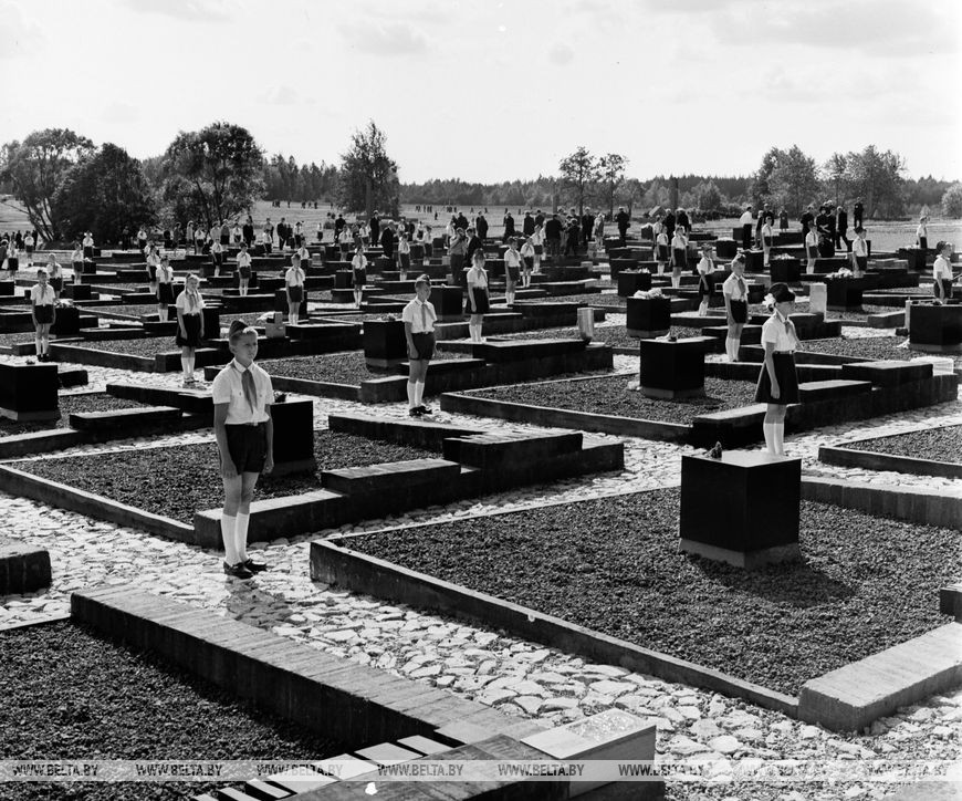 Хатынский мемориал, 1969 год