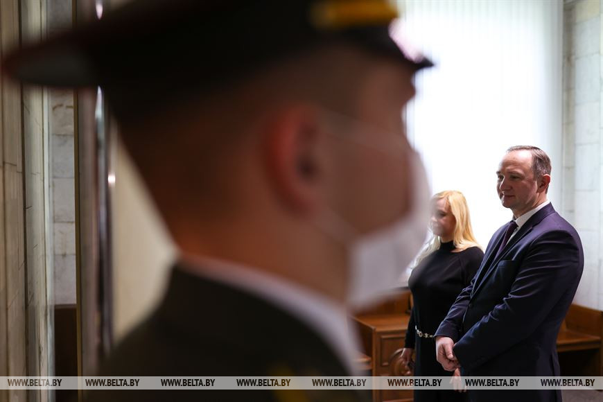 Ректор БНТУ Сергей Харитончик открывает Доску почета лучших преподавателей университета Ректор БНТУ Сергей Харитончик открывает Доску почета лучших преподавателей университета