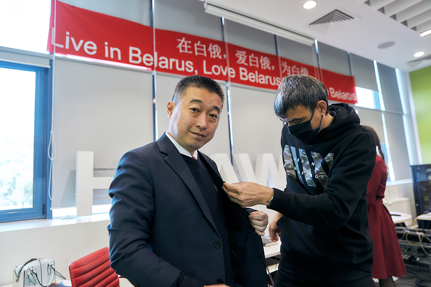 Директор "Бел Хуавей Технолоджис" Ван Чэнь Директор "Бел Хуавей Технолоджис" Ван Чэнь