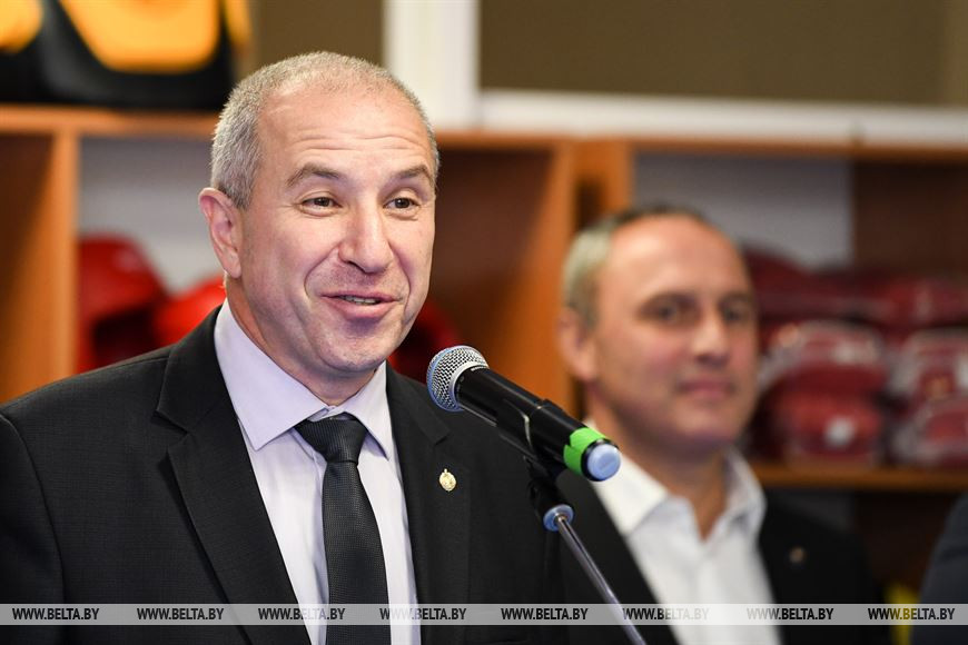 Юрий Караев